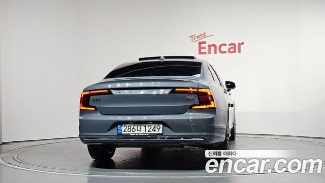 Volvo S90 2022 — Şəkil 4/20