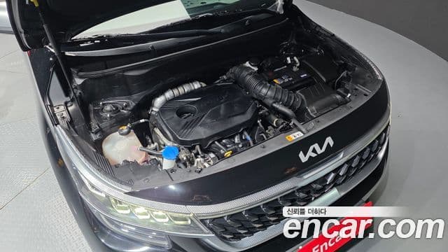 Kia Seltos 2022 — ფოტო 5/20