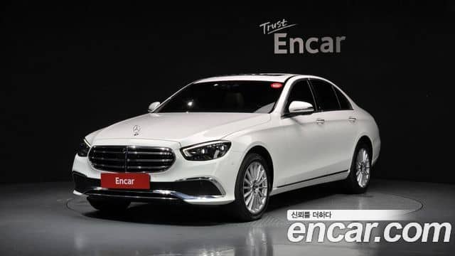 Mercedes-Benz E-Class, 2022