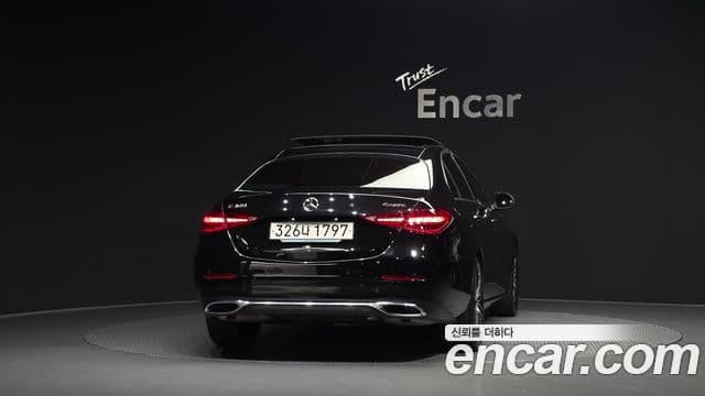 Mercedes-Benz C-Class 2023 — ფოტო 4/20