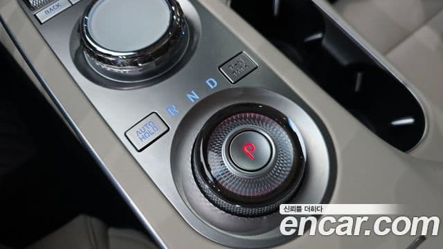 Genesis GV70 2024 — ფოტო 9/20