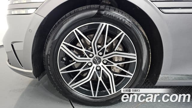Genesis G90 2022 — фото 5 из 20