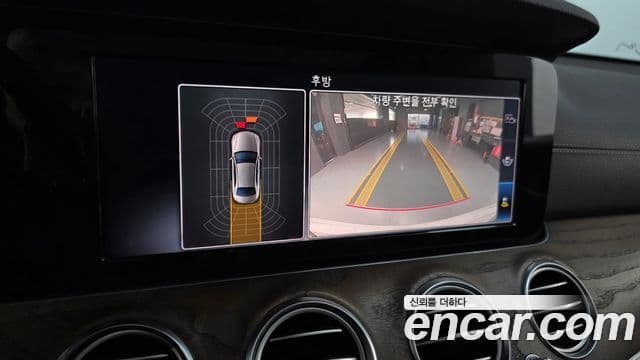 Mercedes-Benz E-Class 2019 — Фото 15/20