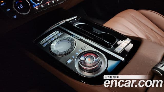 Genesis Electrified G80 2021 — фото 9 из 20