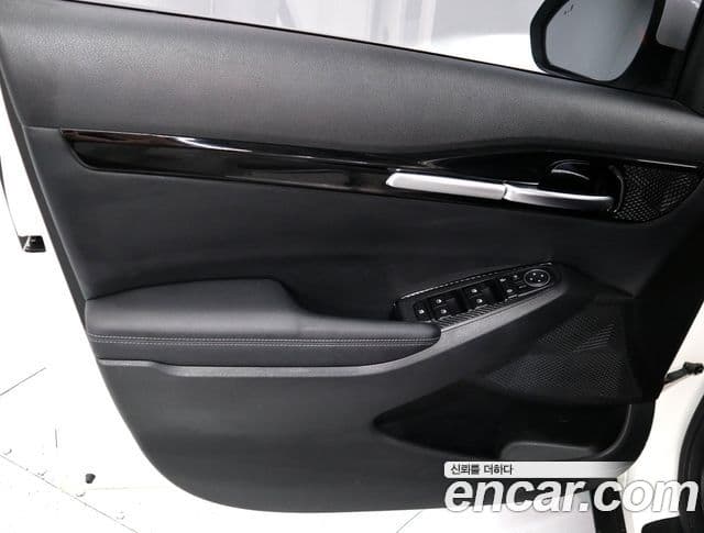 Kia Seltos 2019 — фото 6 из 20