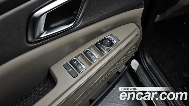 Kia Carnival 2024 — ფოტო 12/20