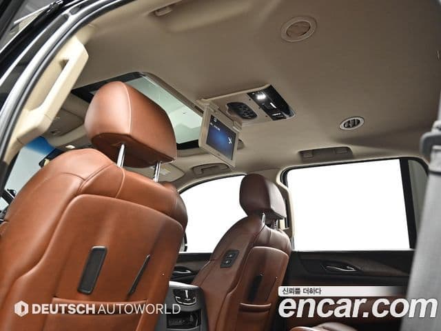 Cadillac Escalade 2019 — Şəkil 18/20