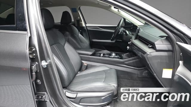 Kia K5 2023 — фото 11 из 20