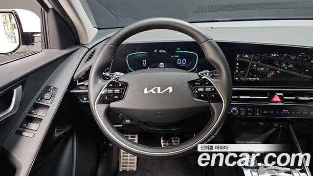 Kia Niro 2022 — Şəkil 13/20