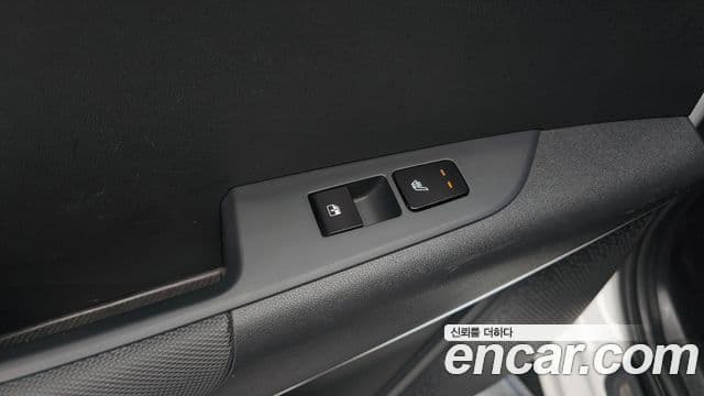 Kia Niro 2022 — Фото 19/20