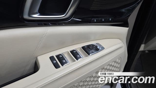 Kia Carnival 2024 — Фото 19/20