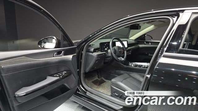 Kia K5 2024 — фото 10 из 20