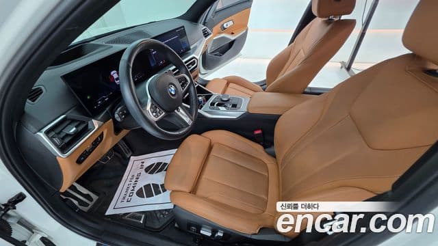 BMW 3 Series 2023 — ფოტო 4/13