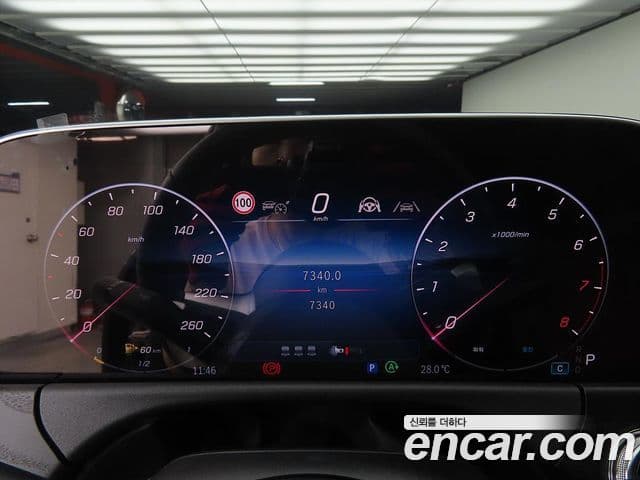 Mercedes-Benz E-Class 2025 — ფოტო 7/20