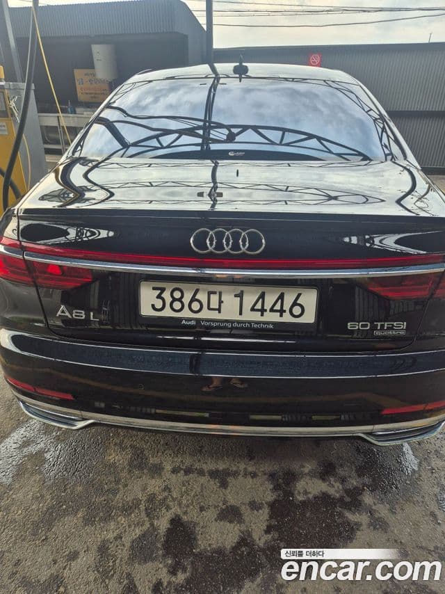 Audi A8 2020 — ფოტო 4/12