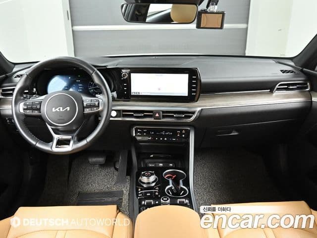 Kia K5 2021 — ფოტო 7/20