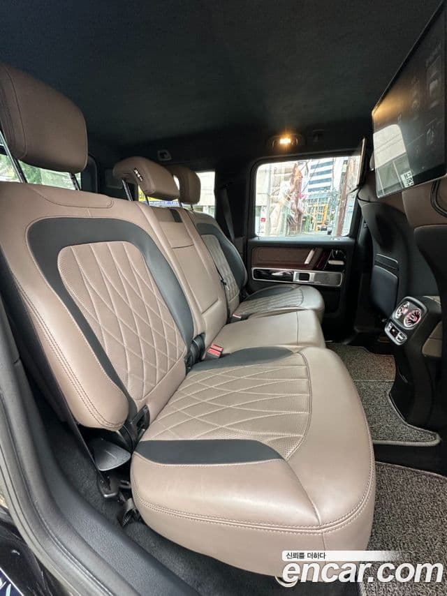 Mercedes-Benz G-Class 2021 — Photo 8/20