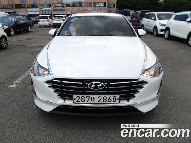 Hyundai Sonata 2022 — ფოტო 19/19
