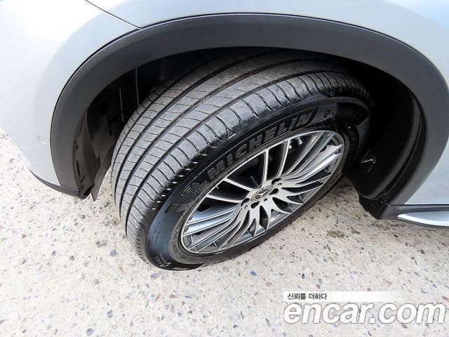 Mercedes-Benz GLC-Class 2025 — фото 4 из 20