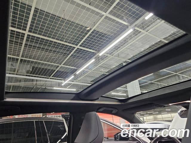 Toyota Crown Crossover 2024 — Şəkil 18/19