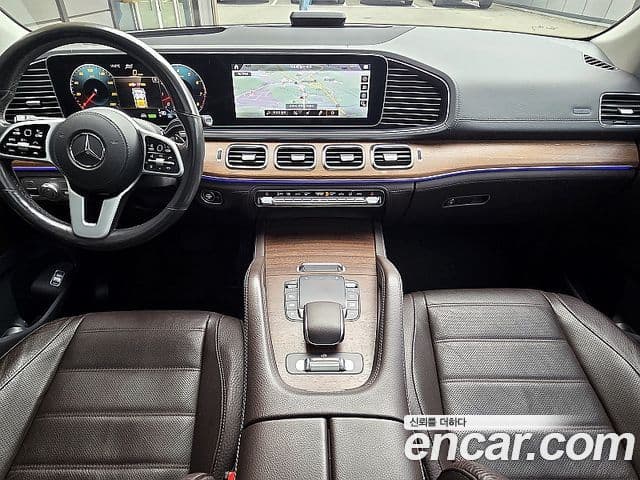 Mercedes-Benz GLE-Class 2020 — Фото 9/20