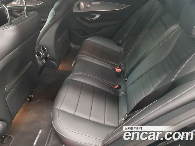 Mercedes-Benz E-Class 2022 — Şəkil 8/18