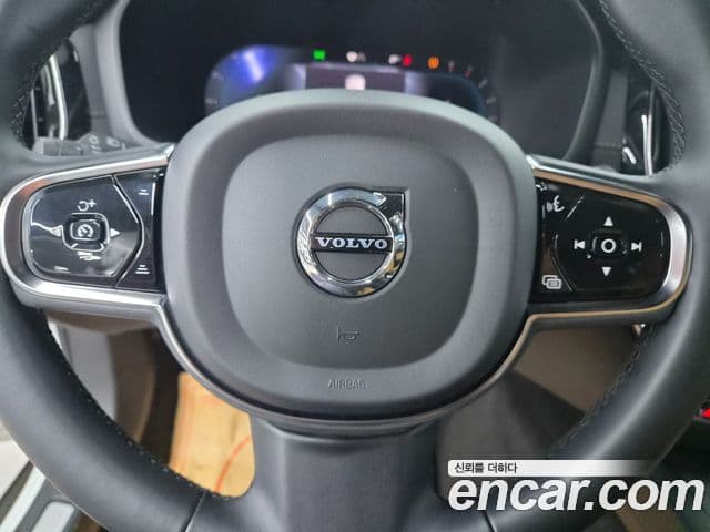 Volvo V60 Cross Country 2023 — ფოტო 12/20
