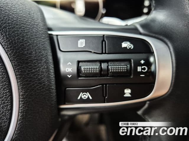 Kia Sportage 2022 — ფოტო 11/20