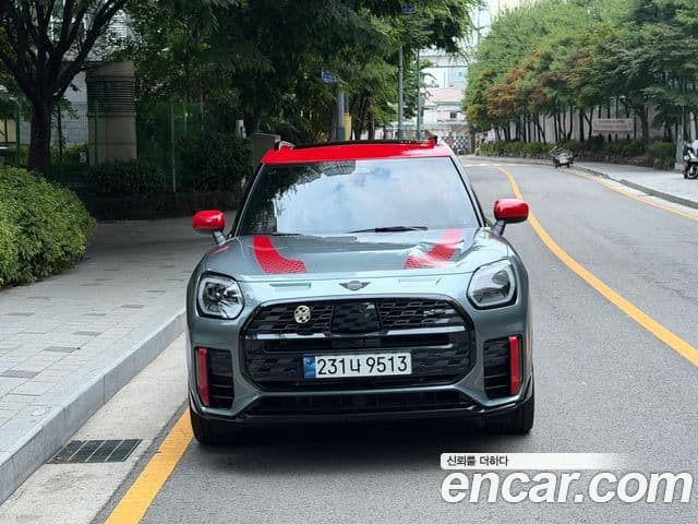 Mini Cooper S Countryman 2024 — ფოტო 2/19