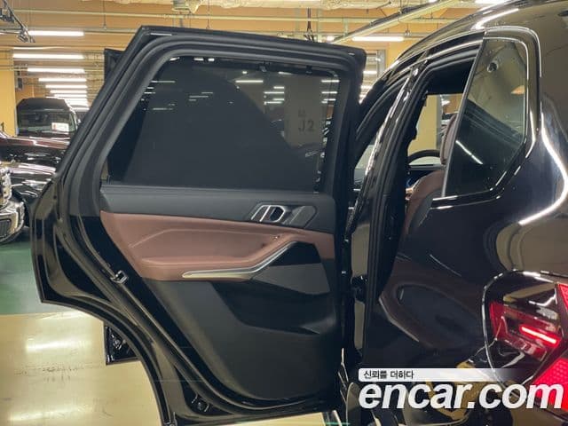 BMW X5 2025 — ფოტო 7/19