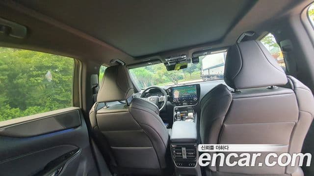 Lexus NX450h+ 2025 — Şəkil 6/17