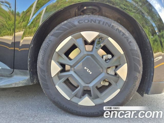 Kia Carnival 2024 — ფოტო 9/20