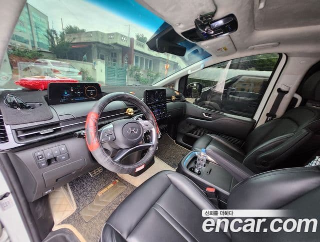 Hyundai Staria 2021 — Şəkil 5/10