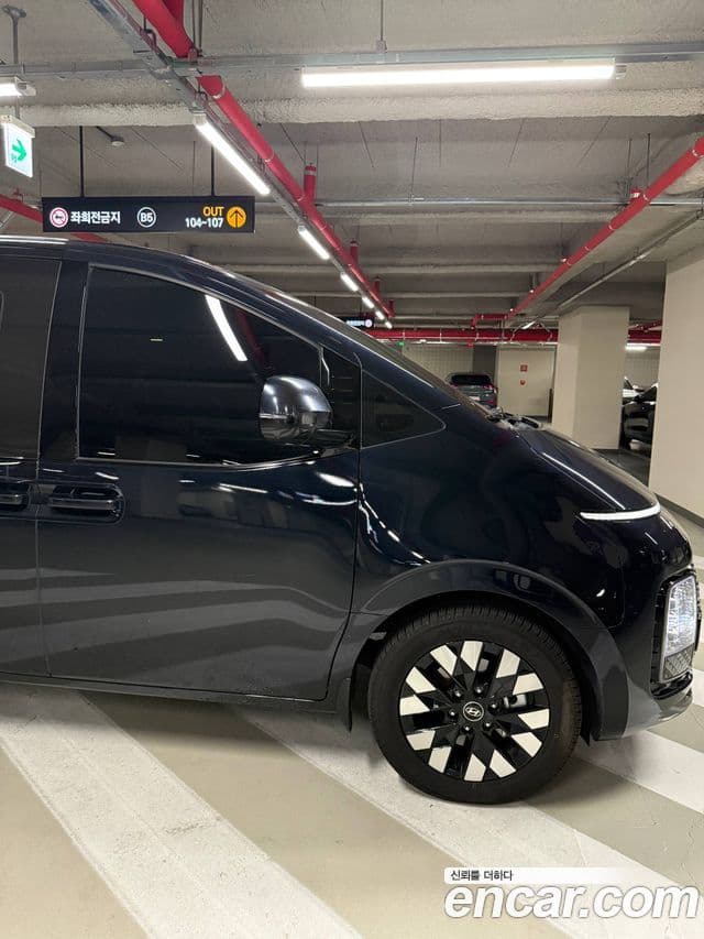 Hyundai Staria, 2024