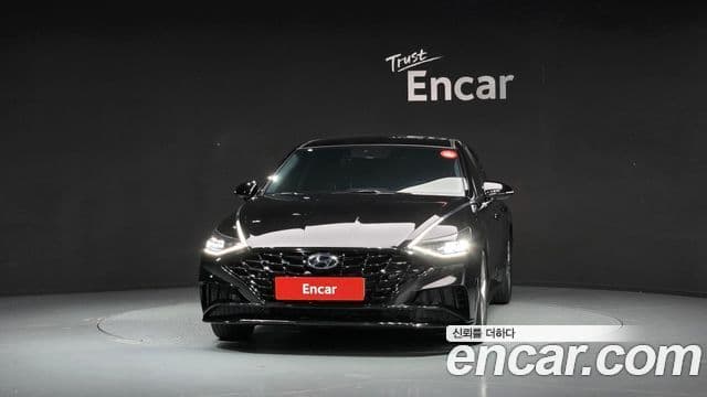 Hyundai Sonata 2021 — ფოტო 3/20