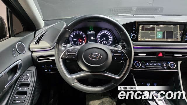 Hyundai Sonata 2021 — ფოტო 13/20
