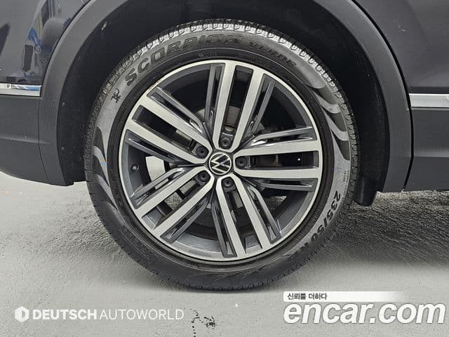Volkswagen Tiguan 2024 — Photo 20/20