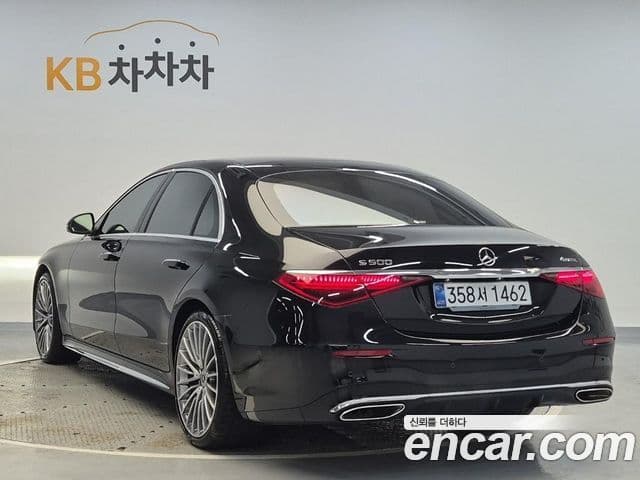 Mercedes-Benz S-Class 2024 — Photo 15/18