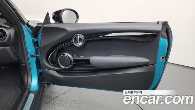 Mini Cooper Convertible 2021 — Şəkil 2/30
