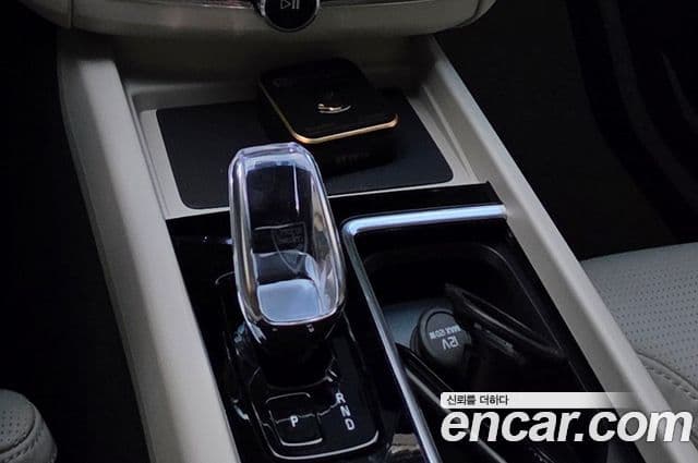 Volvo XC60 2025 — Photo 10/10