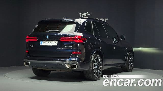 BMW X5 2023 — Photo 15/33
