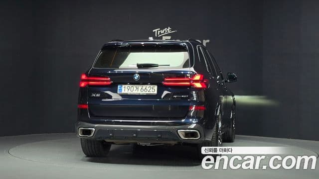 BMW X5 2023 — Photo 29/33