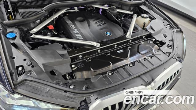 BMW X5 2023 — Photo 11/33