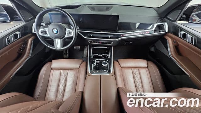 BMW X5 2023 — Photo 13/33