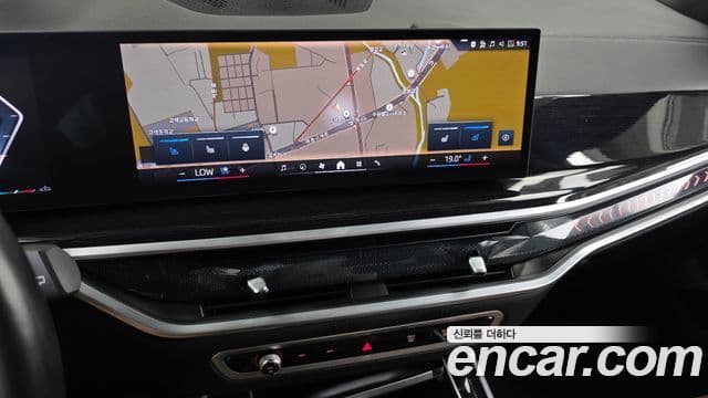 BMW X5 2023 — Photo 3/33