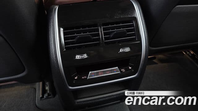 BMW X5 2023 — Photo 21/33