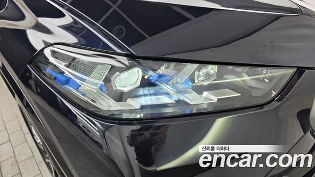 BMW X5 2023 — Photo 16/33