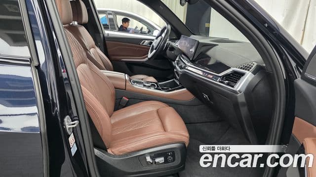 BMW X5 2023 — Photo 30/33