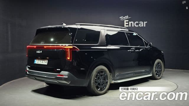 Kia Carnival 2024 — Фото 2/20