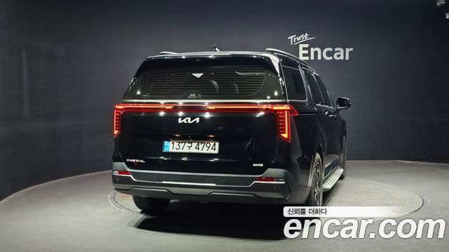 Kia Carnival 2024 — Фото 4/20
